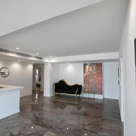 Joseph'spot Center Aparthotel 2*