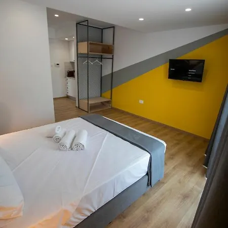Joseph'spot Center Apartmanhotel Paphos