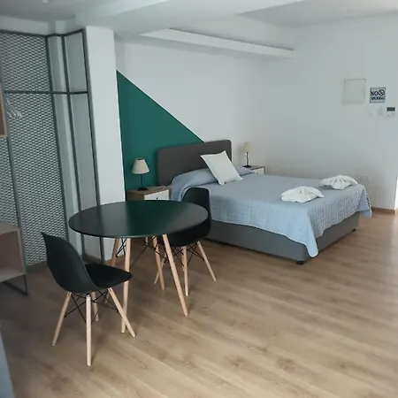 Joseph'spot Center Apartmanhotel Paphos